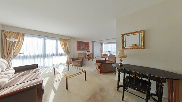 Ma-Cabane - Vente Appartement FONTENAY-LE-FLEURY, 90 m²