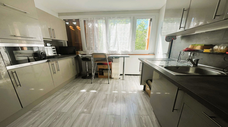 Ma-Cabane - Vente Appartement Fontenay-le-Fleury, 65 m²