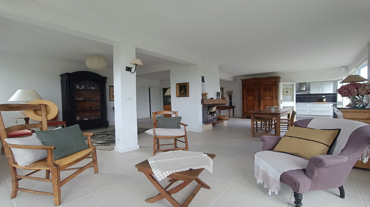 Ma-Cabane - Vente Appartement FONTENAY-LE-FLEURY, 115 m²