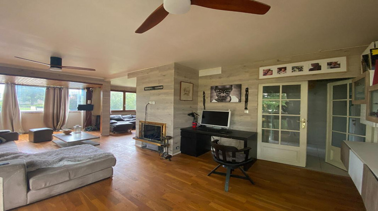 Ma-Cabane - Vente Appartement FONTENAY LE FLEURY, 98 m²