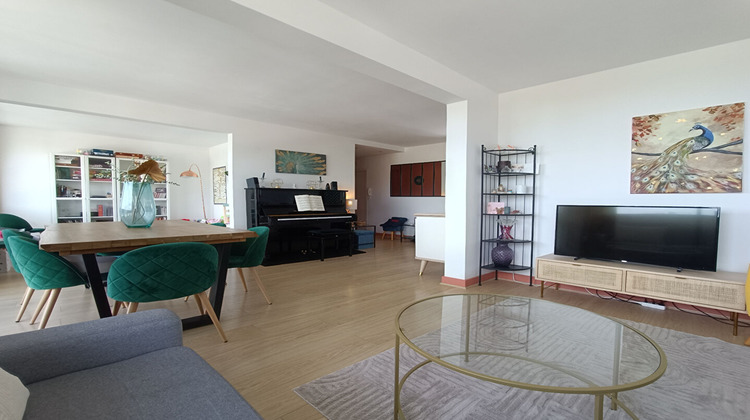 Ma-Cabane - Vente Appartement FONTENAY-LE-FLEURY, 122 m²