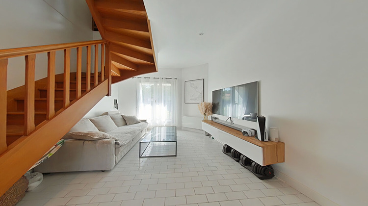 Ma-Cabane - Vente Appartement FONTENAY-LE-FLEURY, 42 m²