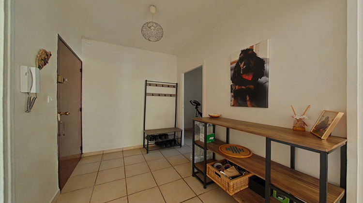 Ma-Cabane - Vente Appartement FONTENAY-LE-FLEURY, 64 m²