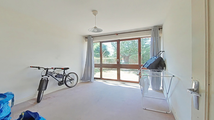 Ma-Cabane - Vente Appartement FONTENAY-LE-FLEURY, 0 m²
