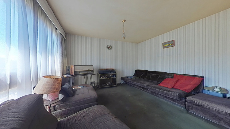 Ma-Cabane - Vente Appartement FONTENAY-LE-FLEURY, 65 m²