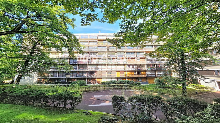 Ma-Cabane - Vente Appartement FONTENAY LE FLEURY, 66 m²