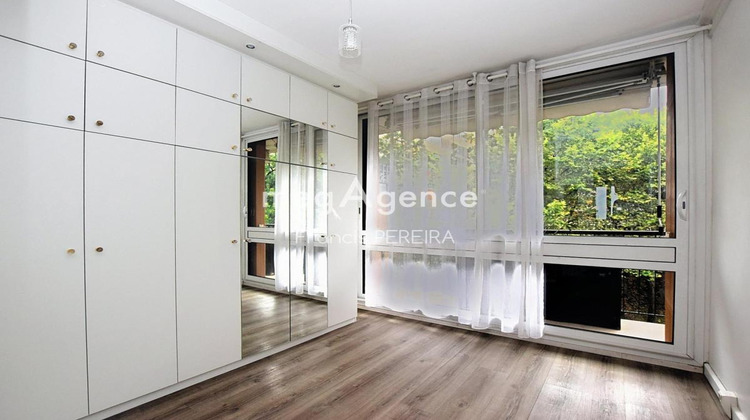 Ma-Cabane - Vente Appartement FONTENAY LE FLEURY, 66 m²