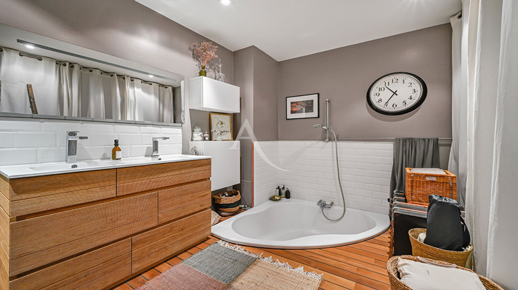 Ma-Cabane - Vente Appartement FONTENAY-SOUS-BOIS, 101 m²