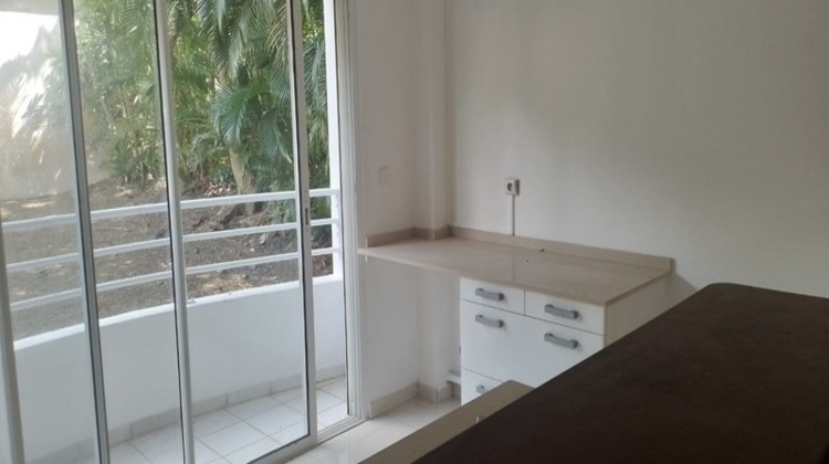 Ma-Cabane - Vente Appartement FORT DE FRANCE, 77 m²