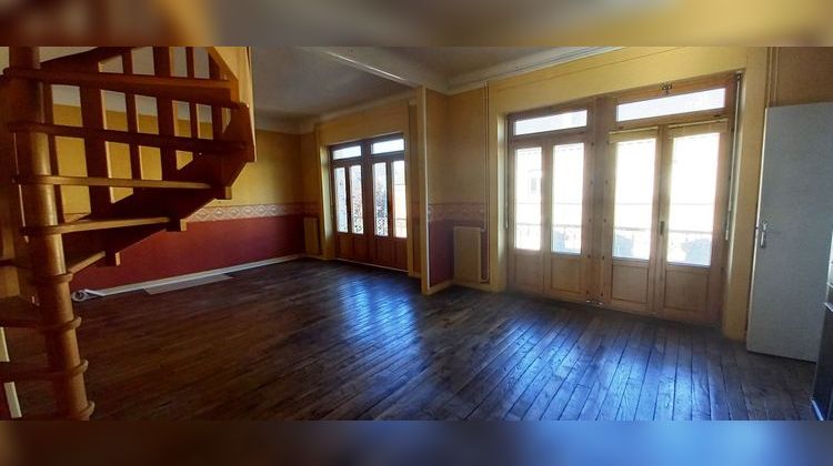 Ma-Cabane - Vente Appartement FOUGERES, 270 m²