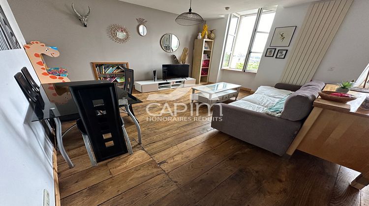 Ma-Cabane - Vente Appartement FOUGERES, 62 m²