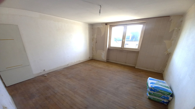 Ma-Cabane - Vente Appartement FOUGERES, 67 m²