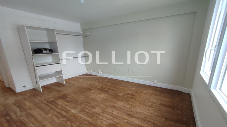 Ma-Cabane - Vente Appartement FOUGERES, 59 m²