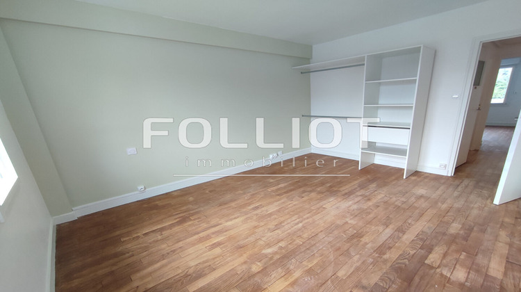 Ma-Cabane - Vente Appartement FOUGERES, 59 m²