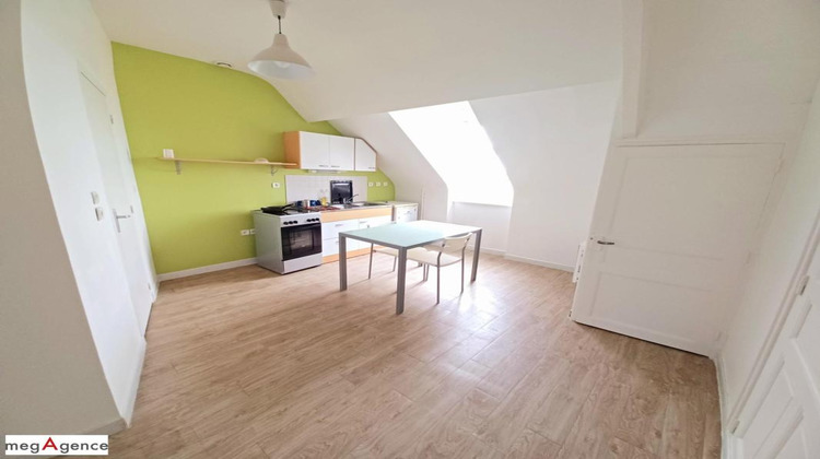 Ma-Cabane - Vente Appartement FOUGERES, 34 m²