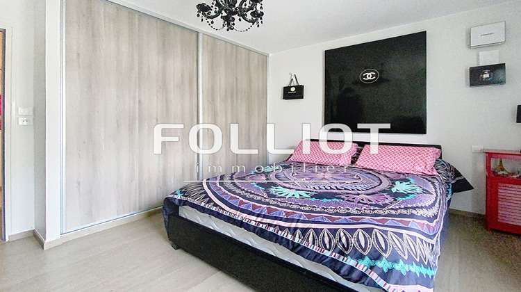 Ma-Cabane - Vente Appartement FOUGERES, 83 m²