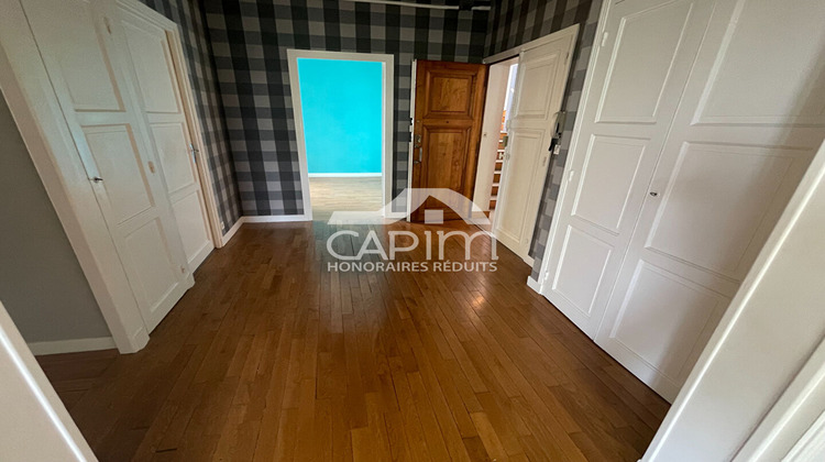 Ma-Cabane - Vente Appartement FOUGERES, 100 m²