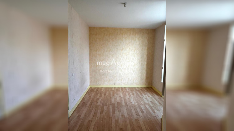 Ma-Cabane - Vente Appartement FOUGERES, 53 m²