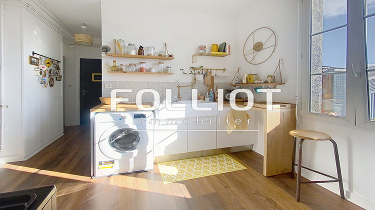 Ma-Cabane - Vente Appartement FOUGERES, 93 m²