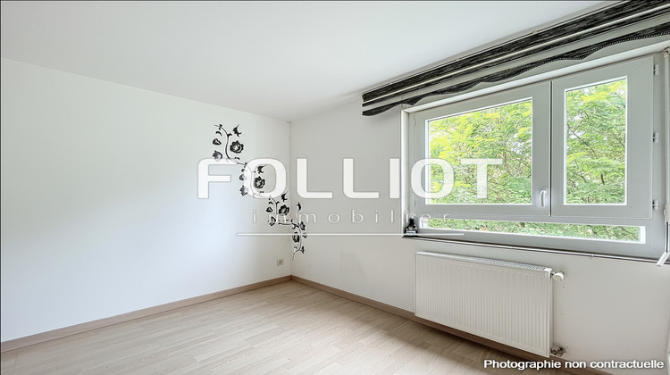 Ma-Cabane - Vente Appartement FOUGERES, 92 m²