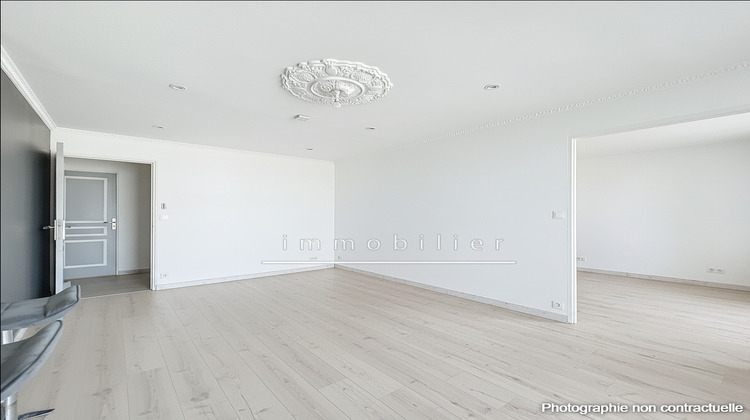 Ma-Cabane - Vente Appartement FOUGERES, 92 m²