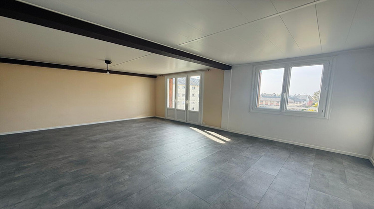 Ma-Cabane - Vente Appartement FOUGERES, 73 m²