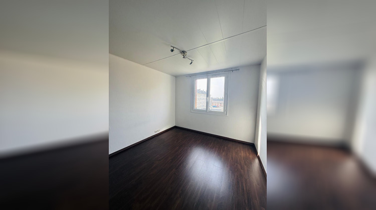 Ma-Cabane - Vente Appartement FOUGERES, 73 m²