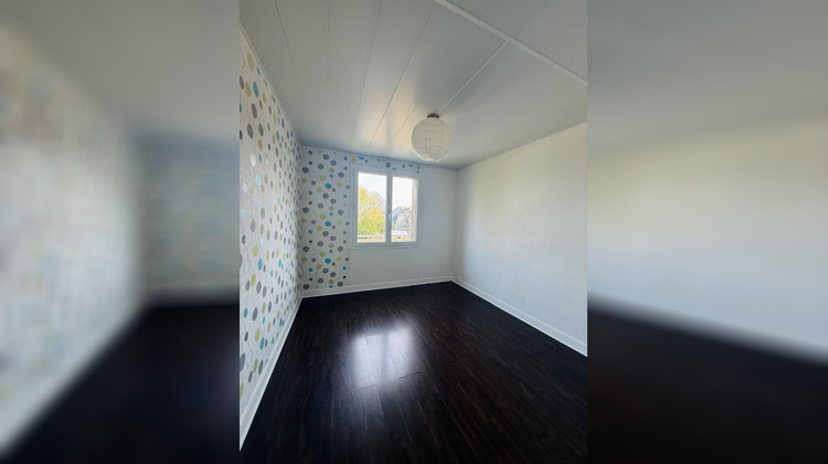 Ma-Cabane - Vente Appartement FOUGERES, 73 m²