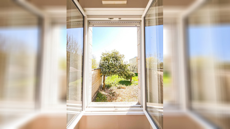 Ma-Cabane - Vente Appartement FOUGERES, 82 m²