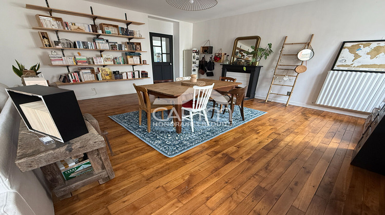 Ma-Cabane - Vente Appartement FOUGERES, 93 m²