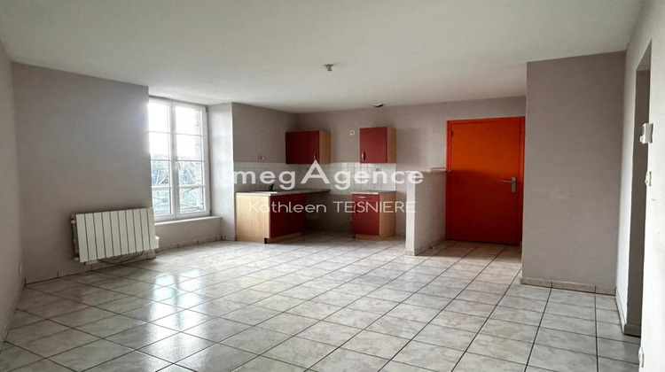 Ma-Cabane - Vente Appartement FOUGERES, 53 m²