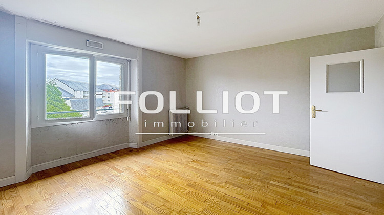 Ma-Cabane - Vente Appartement FOUGERES, 48 m²