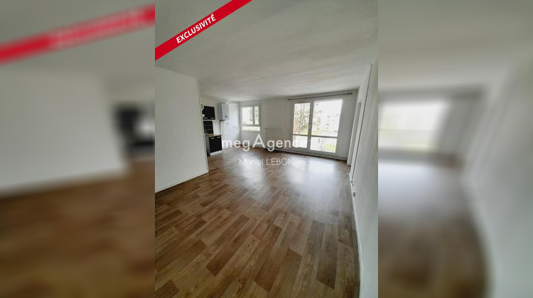 Ma-Cabane - Vente Appartement FOUGERES, 78 m²