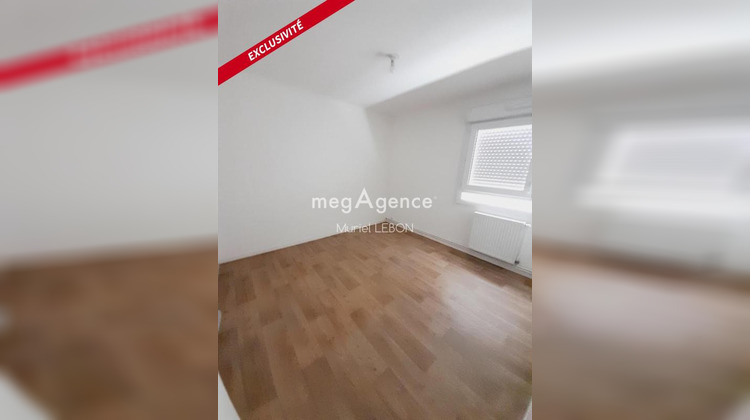 Ma-Cabane - Vente Appartement FOUGERES, 78 m²