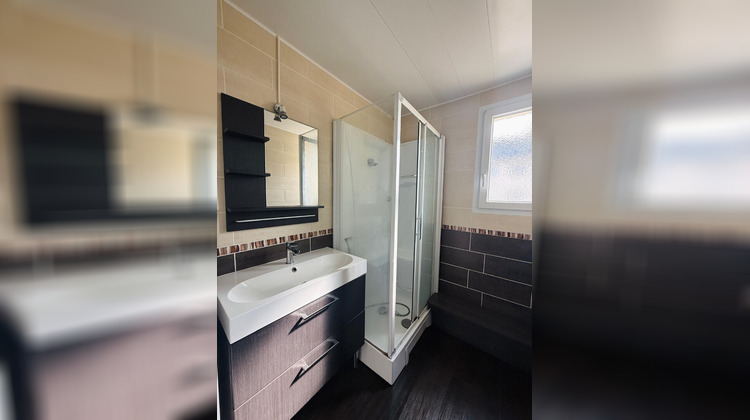 Ma-Cabane - Vente Appartement FOUGERES, 73 m²