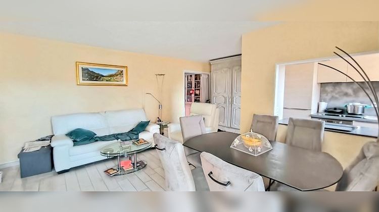 Ma-Cabane - Vente Appartement Fréjus, 69 m²