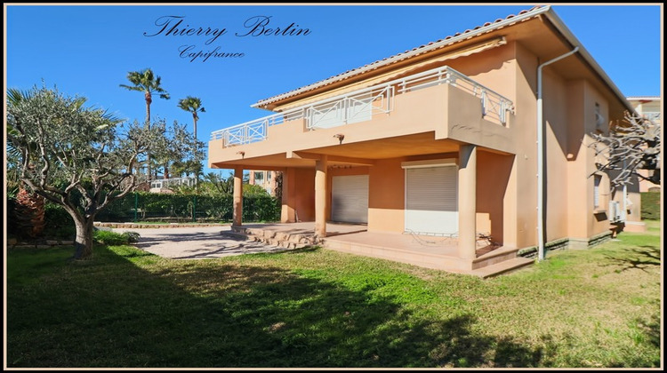 Ma-Cabane - Vente Appartement FREJUS, 243 m²