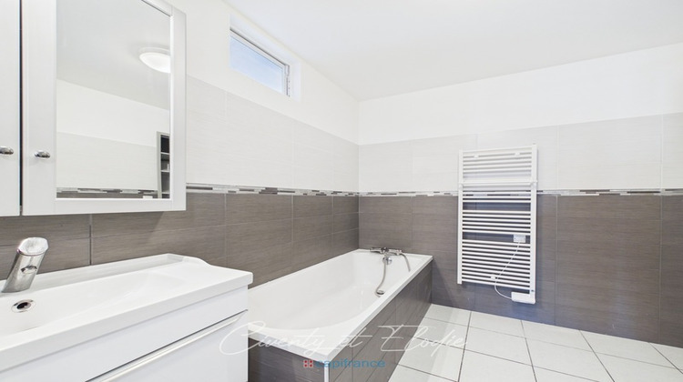 Ma-Cabane - Vente Appartement FRONTENEX, 111 m²