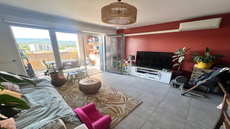 Ma-Cabane - Vente Appartement Gardanne, 61 m²