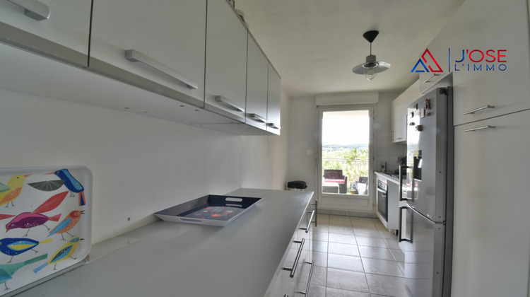 Ma-Cabane - Vente Appartement Gardanne, 65 m²