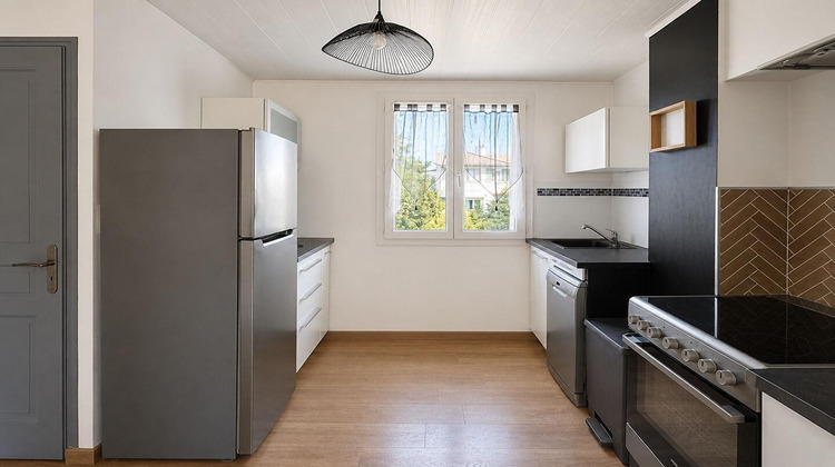 Ma-Cabane - Vente Appartement GARDANNE, 76 m²