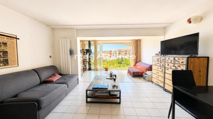 Ma-Cabane - Vente Appartement GASSIN, 32 m²