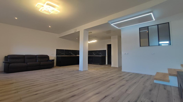 Ma-Cabane - Vente Appartement GATTIERES, 81 m²