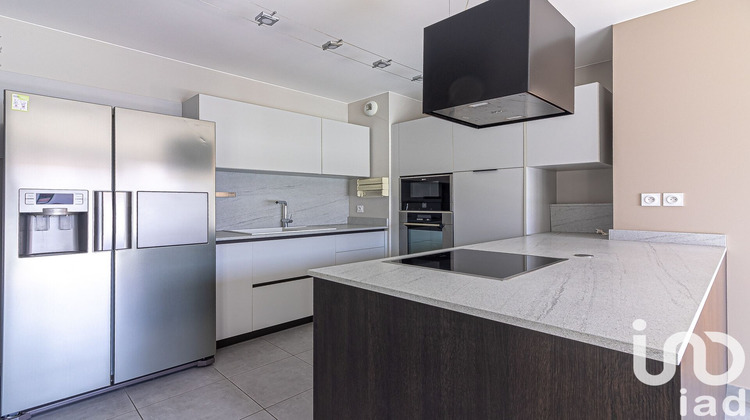 Ma-Cabane - Vente Appartement Genas, 111 m²