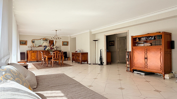 Ma-Cabane - Vente Appartement GENTILLY, 83 m²