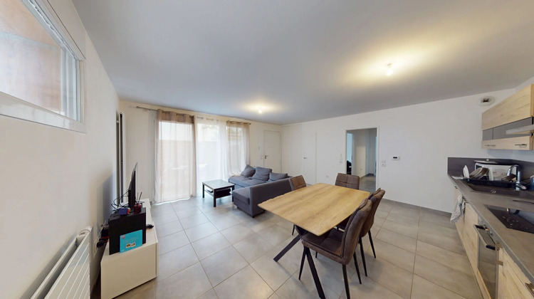 Ma-Cabane - Vente Appartement GIERES, 67 m²