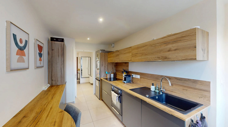 Ma-Cabane - Vente Appartement GIERES, 74 m²