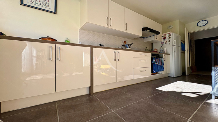 Ma-Cabane - Vente Appartement GIF-SUR-YVETTE, 62 m²