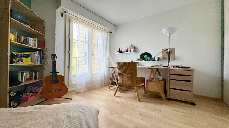Ma-Cabane - Vente Appartement GIF-SUR-YVETTE, 97 m²