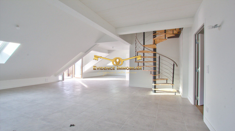 Ma-Cabane - Vente Appartement Gilly-sur-Isère, 93 m²